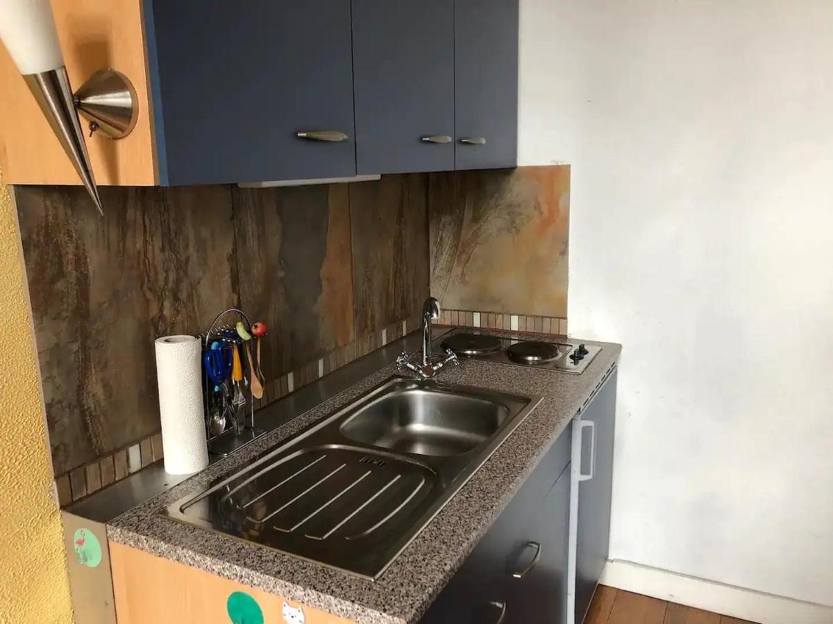 Modernes City-apartment In - Beuys Apartment Krefeld